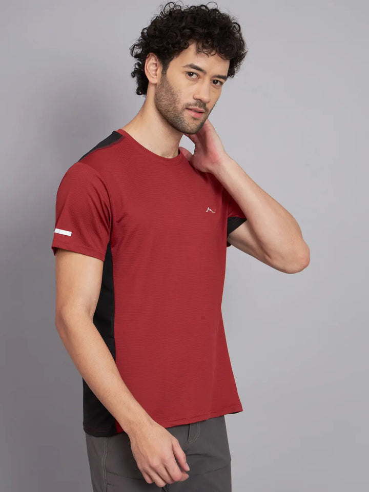 Men's Ultralight Athletic T Shirt - Canyon Red Reccy