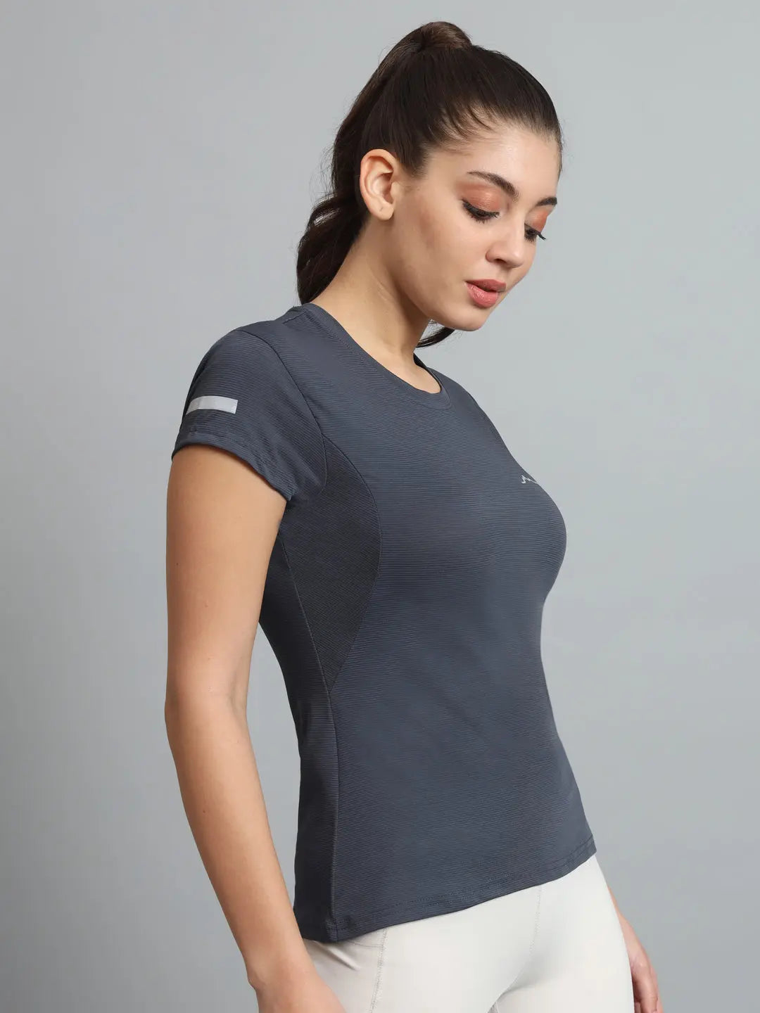 Women's Ultralight Athletic T Shirt - Metallic Gray Reccy