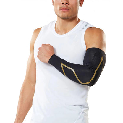 2XU_MCS_Elite_Com_Arm_Guards_BlackGold_Spec_Instasport