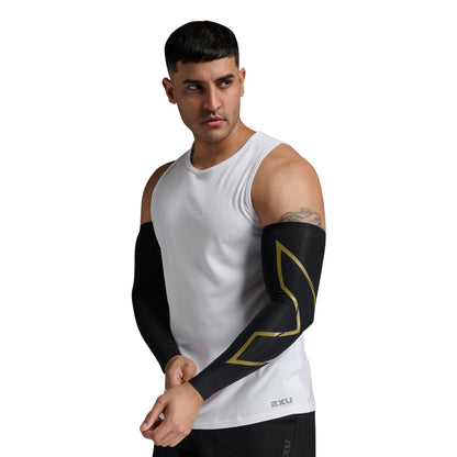 2XU_MCS_Elite_Com_Arm_Guards_BlackGold_Specimage_Instasport