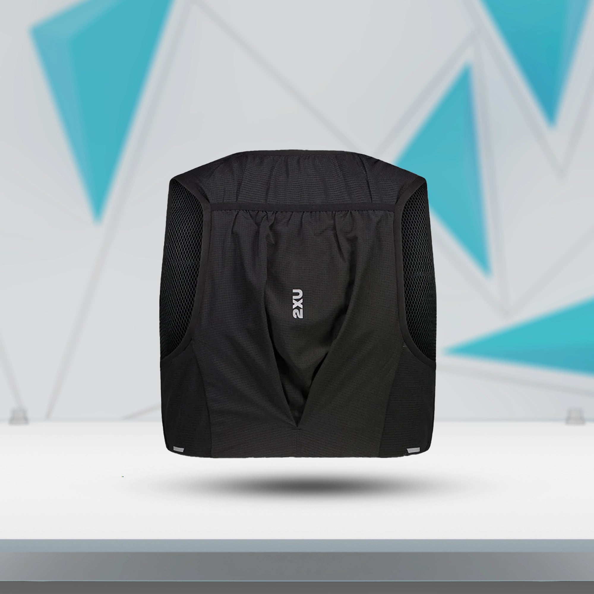 2XU_Run_Hydration_Vest_Black_Instasport