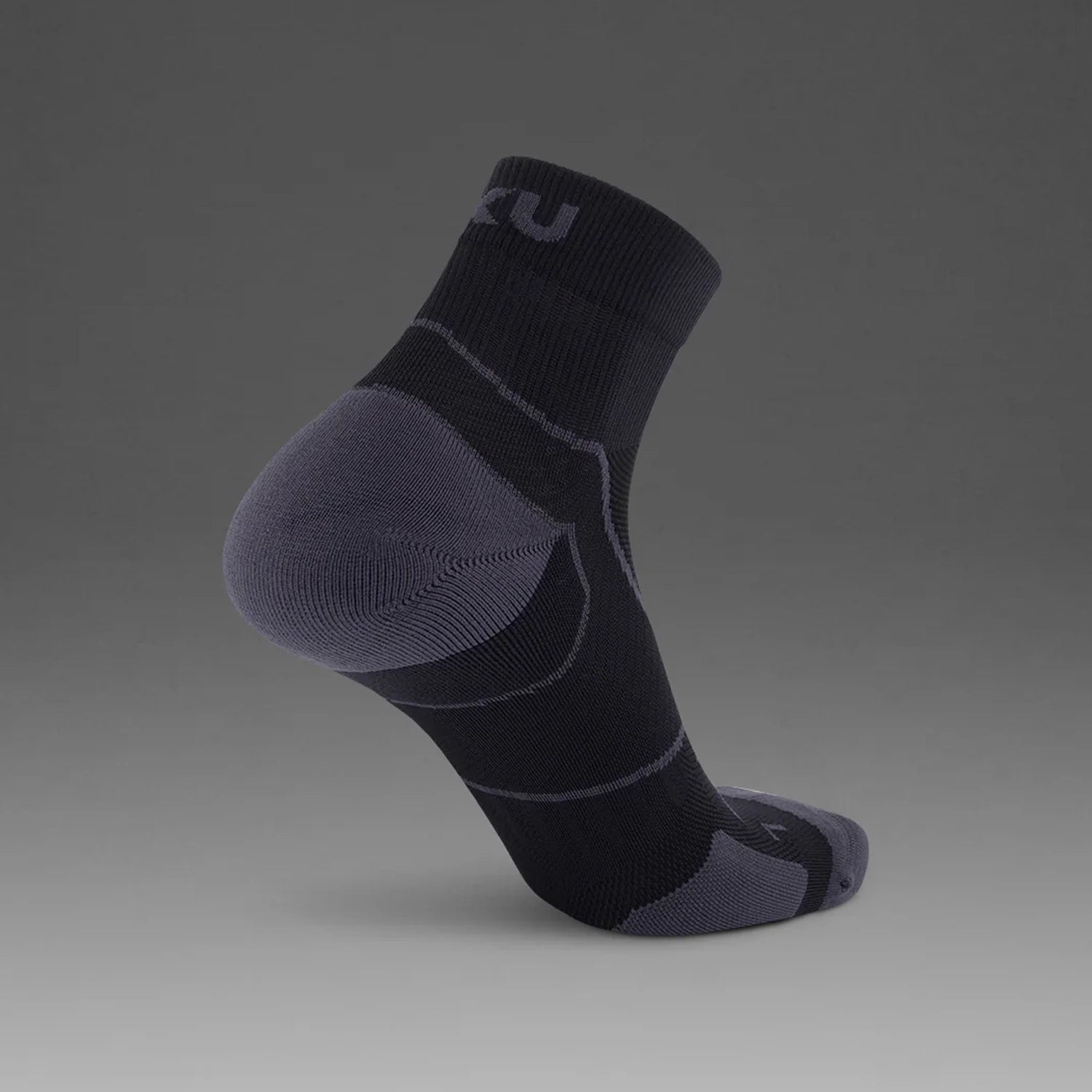 2XU_Vectr_Cushion_14_Crew_Sock_Black_Titanium_Specback_InstaSport