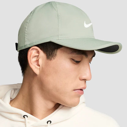 Nike Dri-Fit Club Unstructured Featherlight Cap - Jade Horizon/White