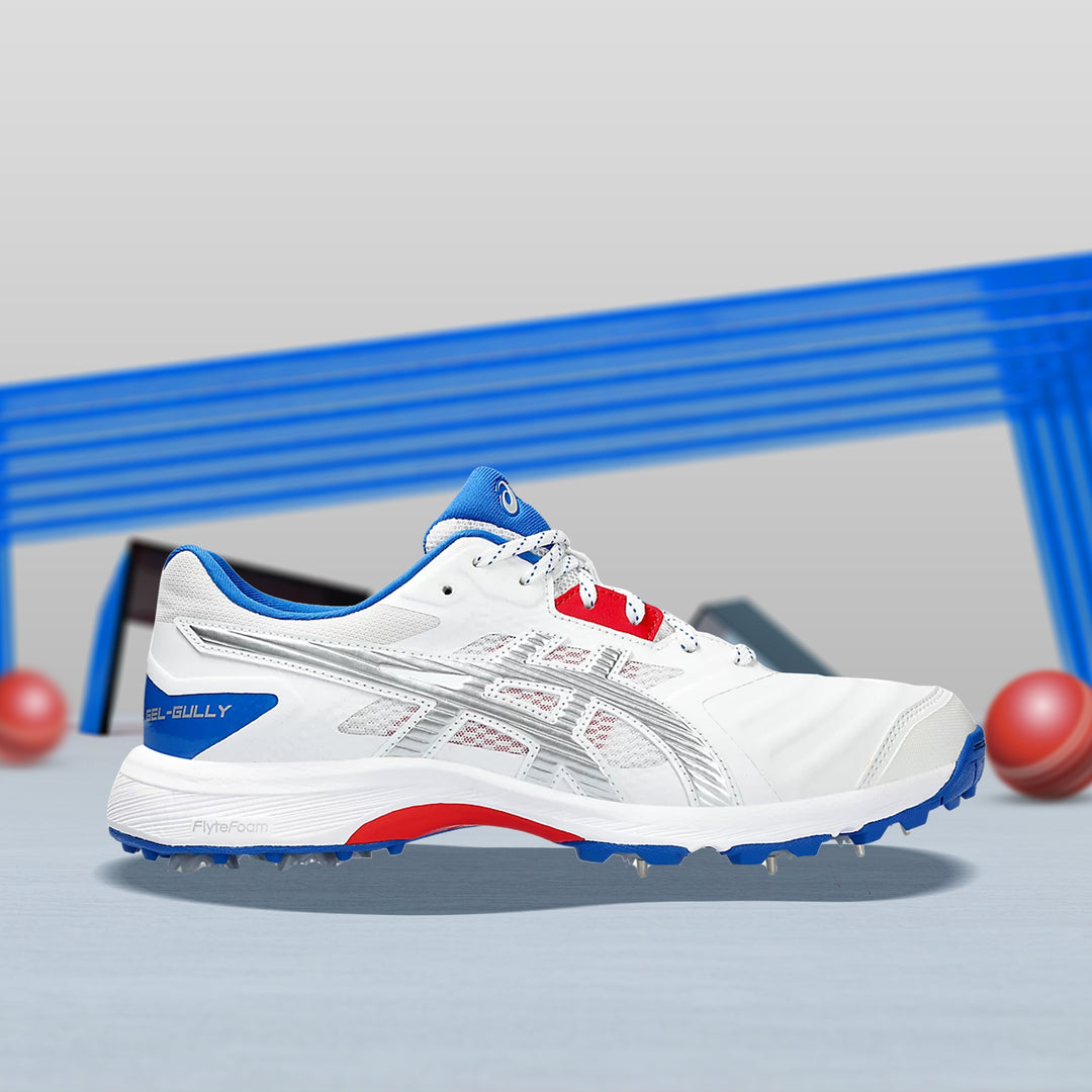 Asics Gel Gully 7 Cricket Shoes (White / Pure Silver)