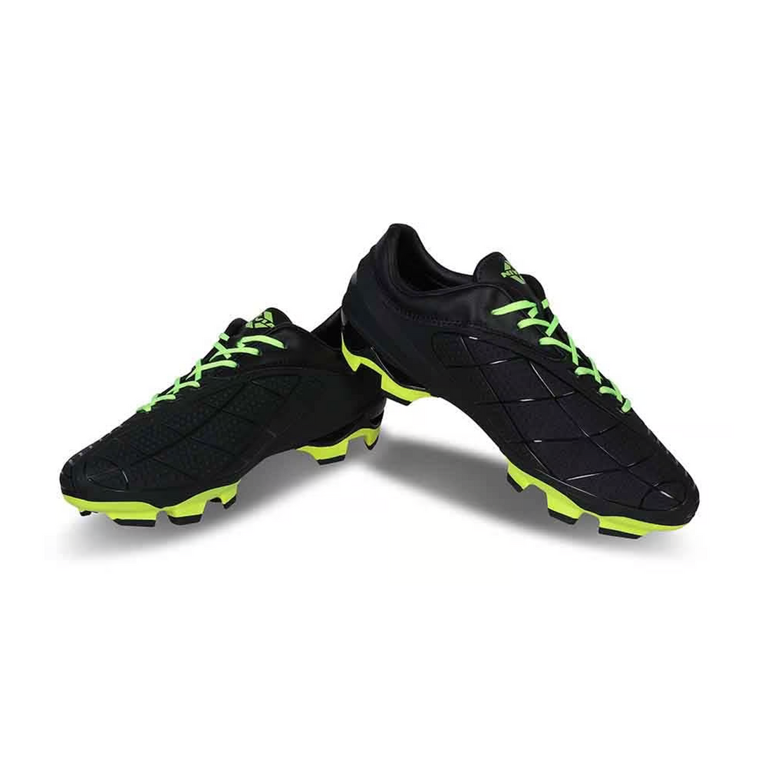 NIVIA Dominator 2.0 Football Studs (Black) - InstaSport