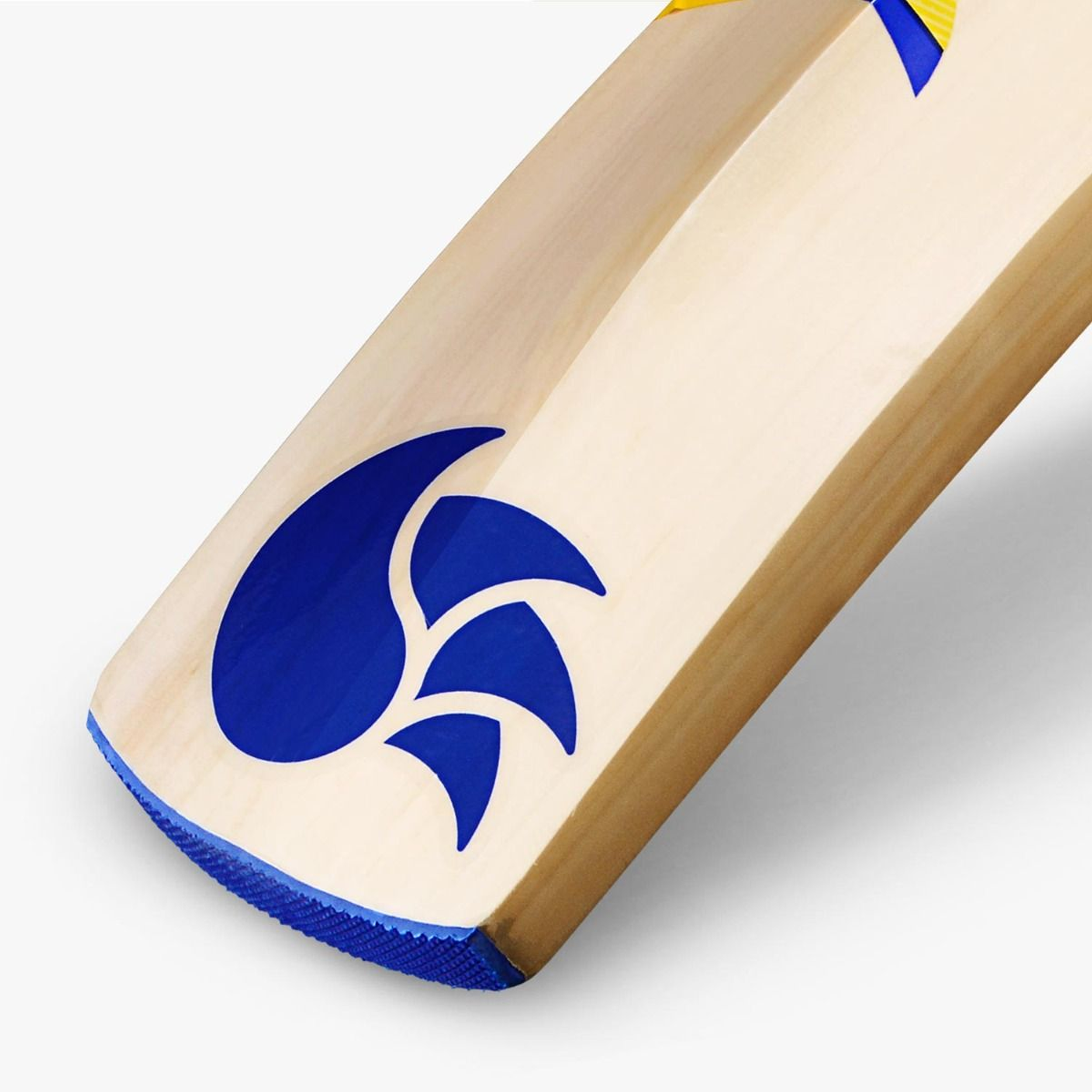 DSC Bravado 33 Kashmir Willow Cricket Bat -SH - InstaSport