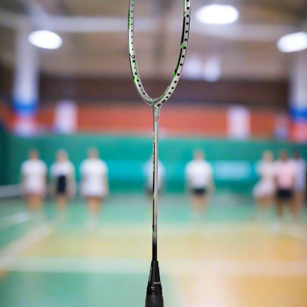 Ashaway_QUANTUM5_35lbs_NEW_BadmintonRacket_Throat_Instasport