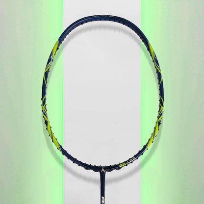 Ashaway_QUANTUM9_35lbs_NEW_BadmintonRacket_Instasport
