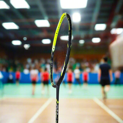 Ashaway_VEX_STRIKER_800_SL_BadmintonRacket_Headside_Instasport