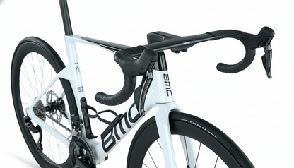 BMC_TimeMachine_Road_01_Shimano_Di12_Carbon_White_Front_InstaSport