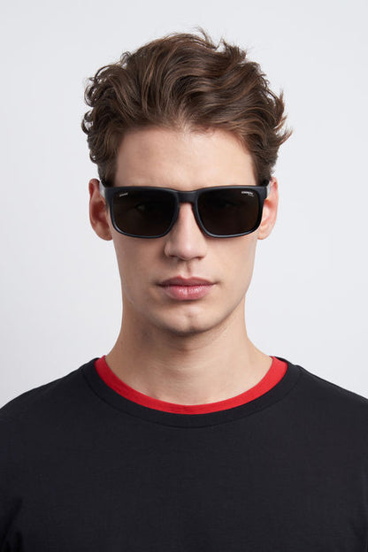 Carrera_Carduc_001_Polarized_Sunglasses_Model2_InstaSport