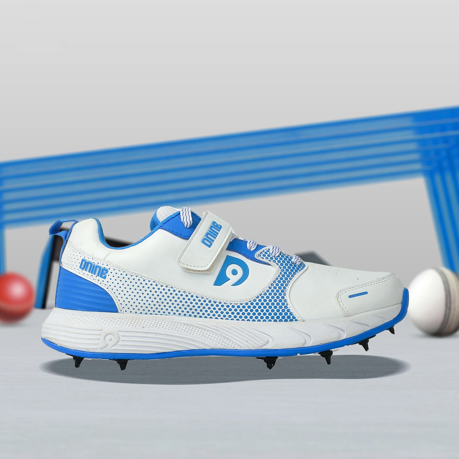 Cricket metal spikes on sale shoes