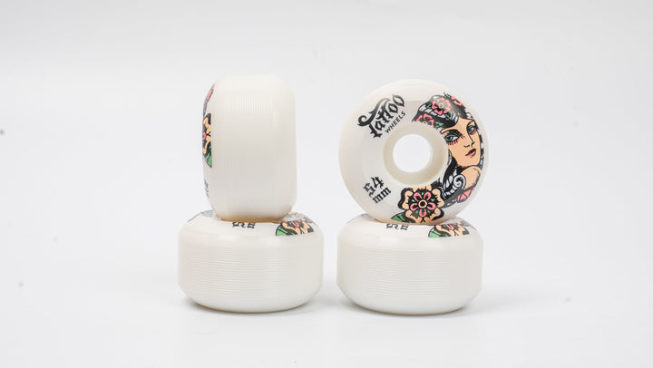 Tattoo Skateboard Wheels 54mm/ SANORITA - InstaSport