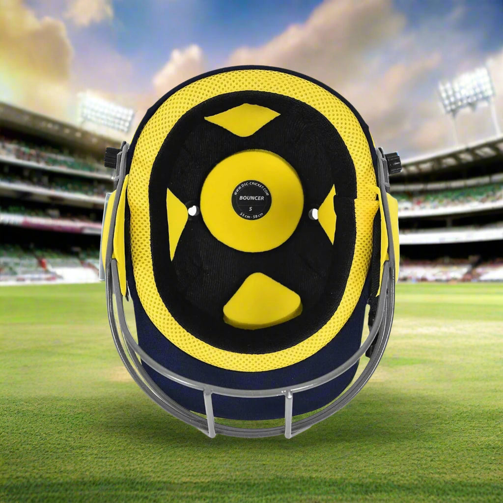 DSC_Bouncer_CricketHelmet_InSide_Instasport