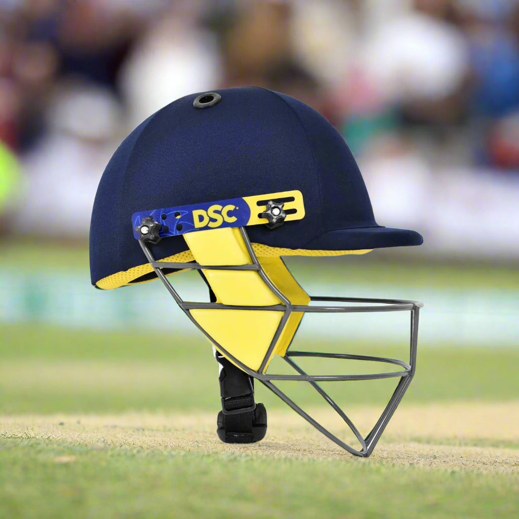 DSC_Bouncer_CricketHelmet_Side_Instasport
