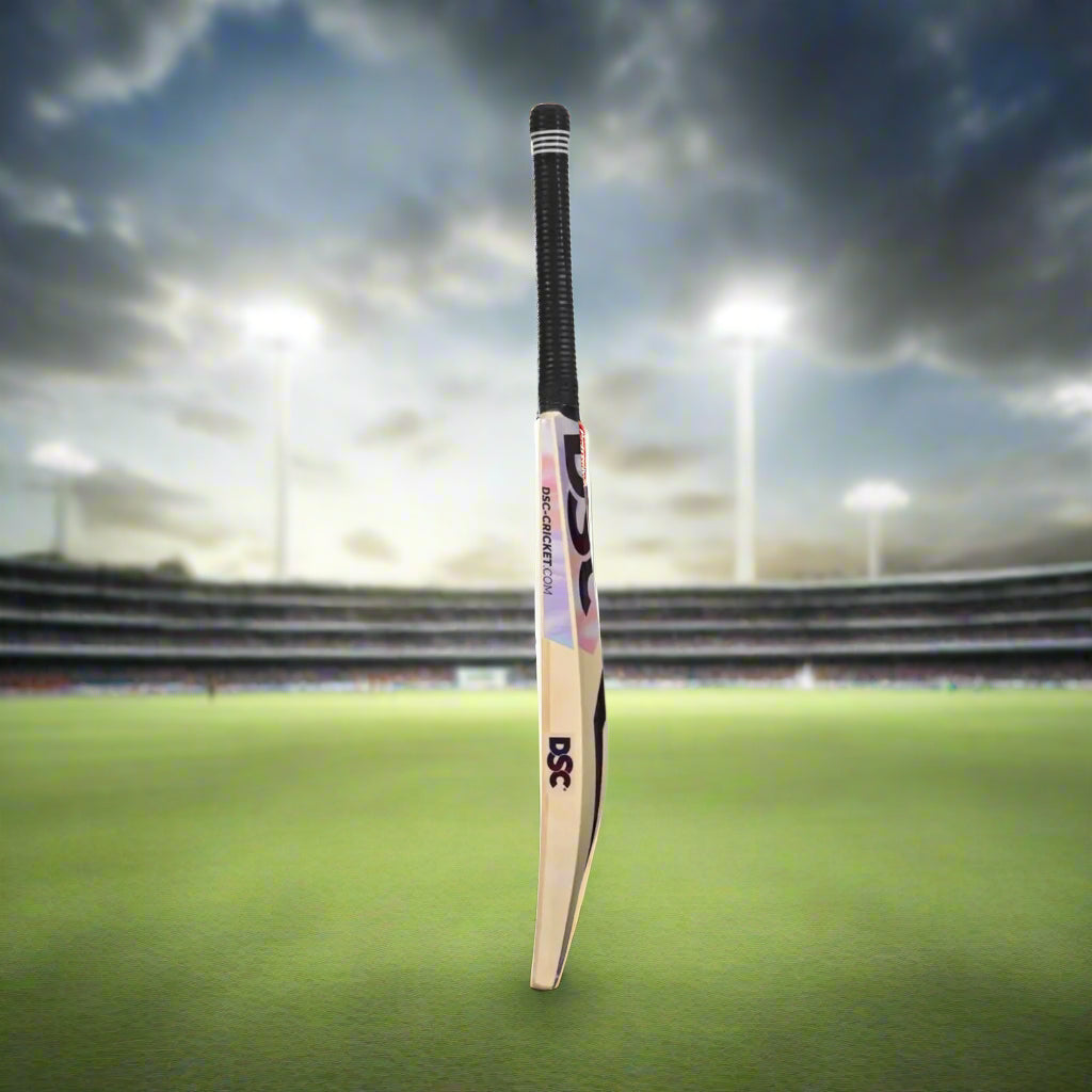 DSC_Condor_Scud_KW_CricketBat_Side_Instasport