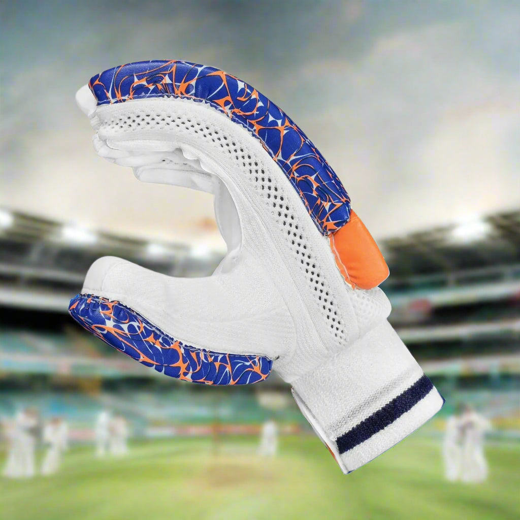 DSC_Force_BattingGloves_Side_Instasport