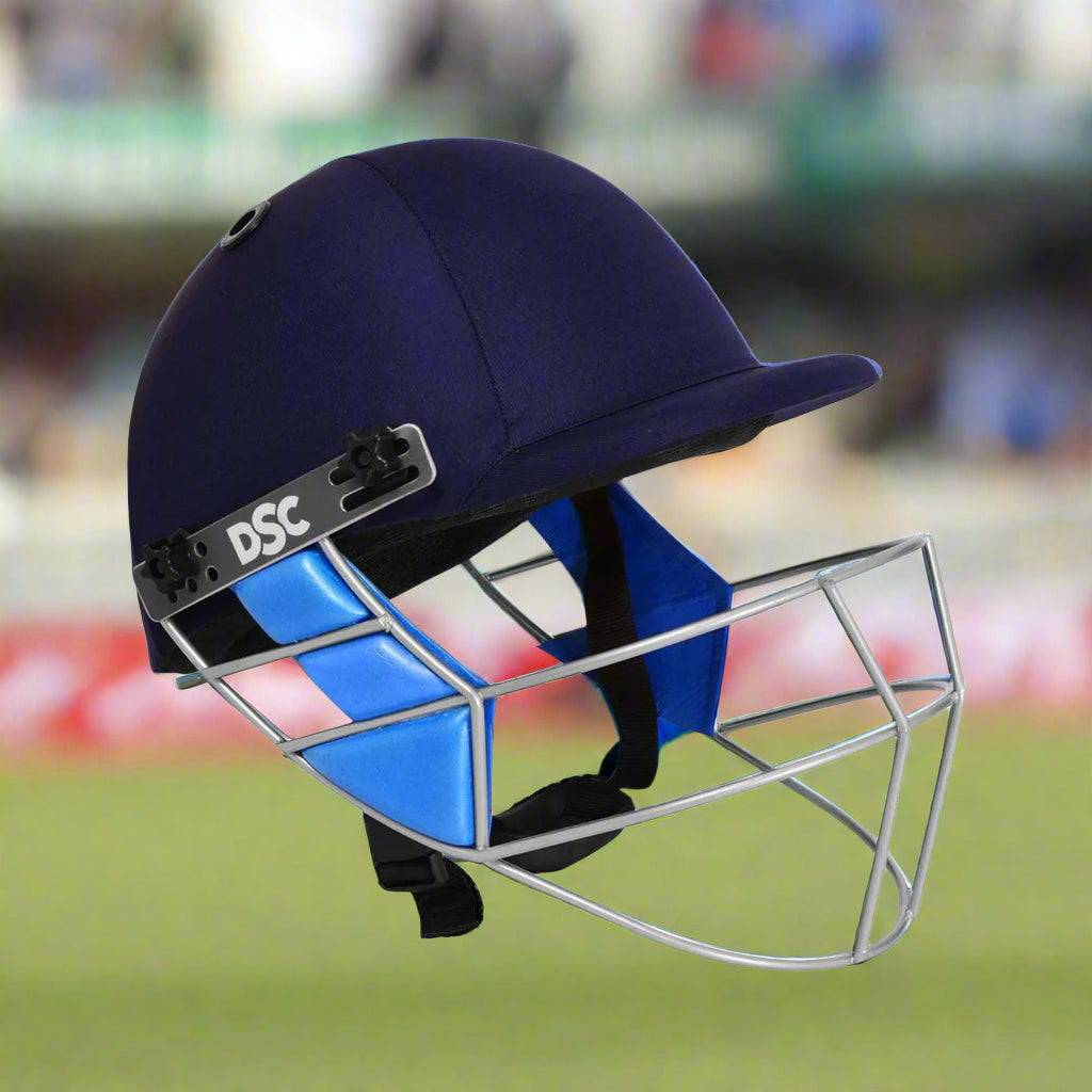 DSC_Guard_CricketHelmet_FrontSide_Instasport