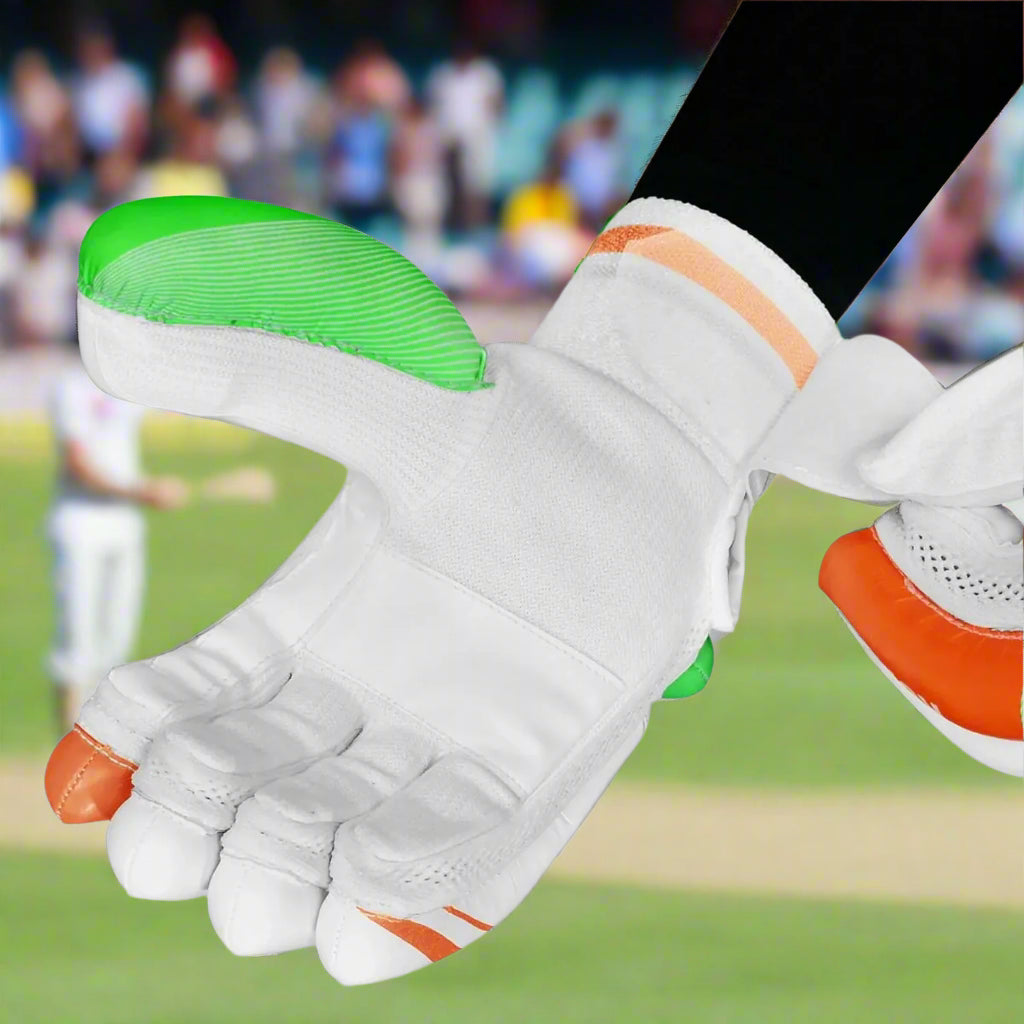 DSC_Ruffle_BattingGloves_Spec_Instasport