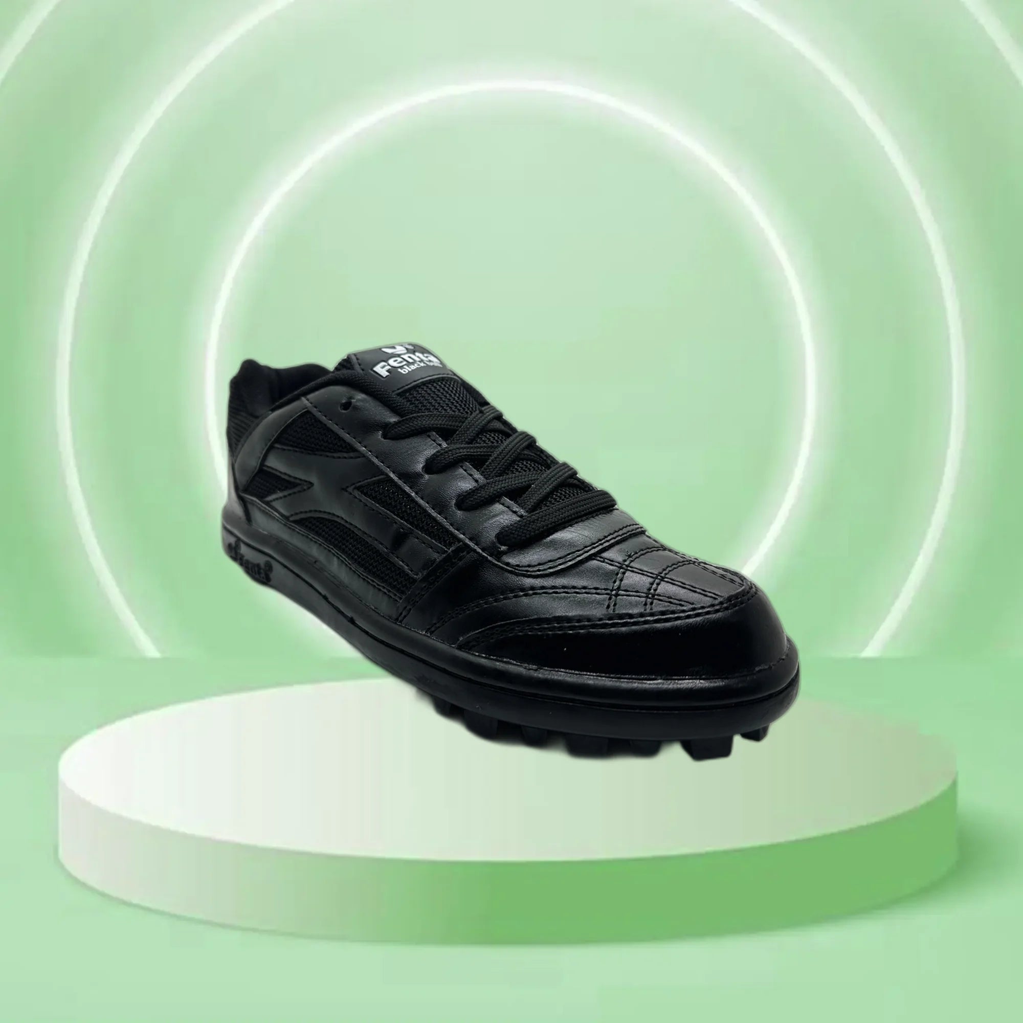 Fenta_Commando_Sports_Shoes_Main_InstaSport