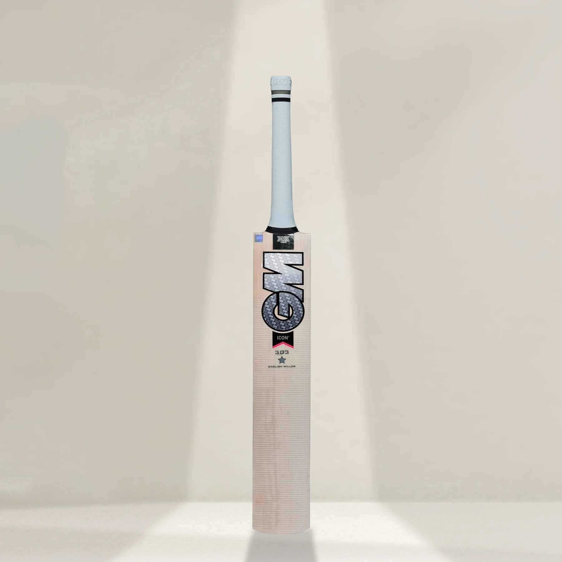 GM Icon 303 English Willow Cricket Bat