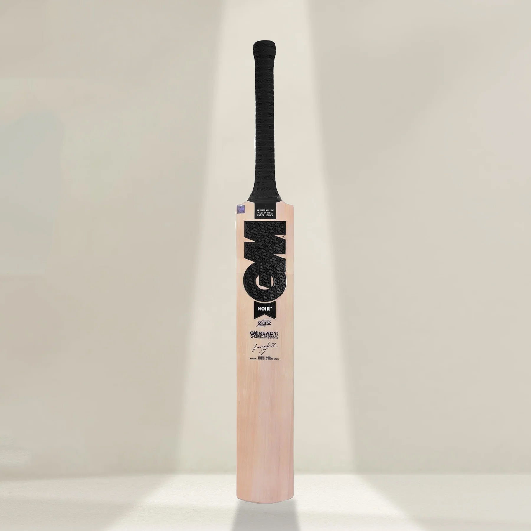 GM Noir 202 Kashmir Willow Cricket Bat