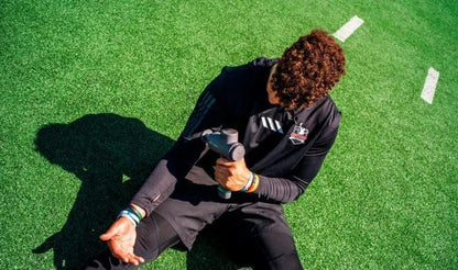 Hyperice_Hypervolt_2_Portable_Percussion_Massager_Grey_Last_Instasport