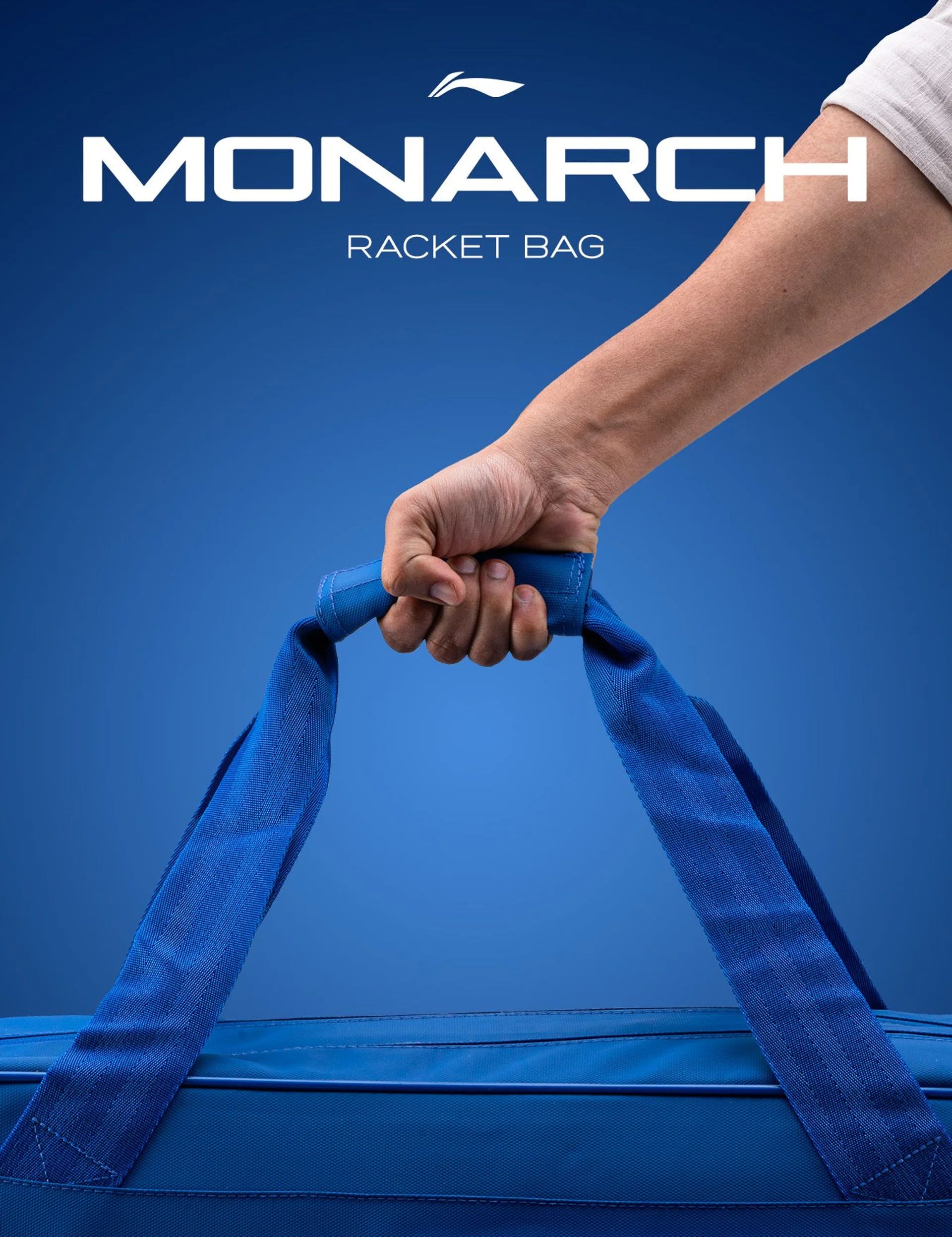 Lining_Monarch_Kit_Bag_Holding_InstaSport