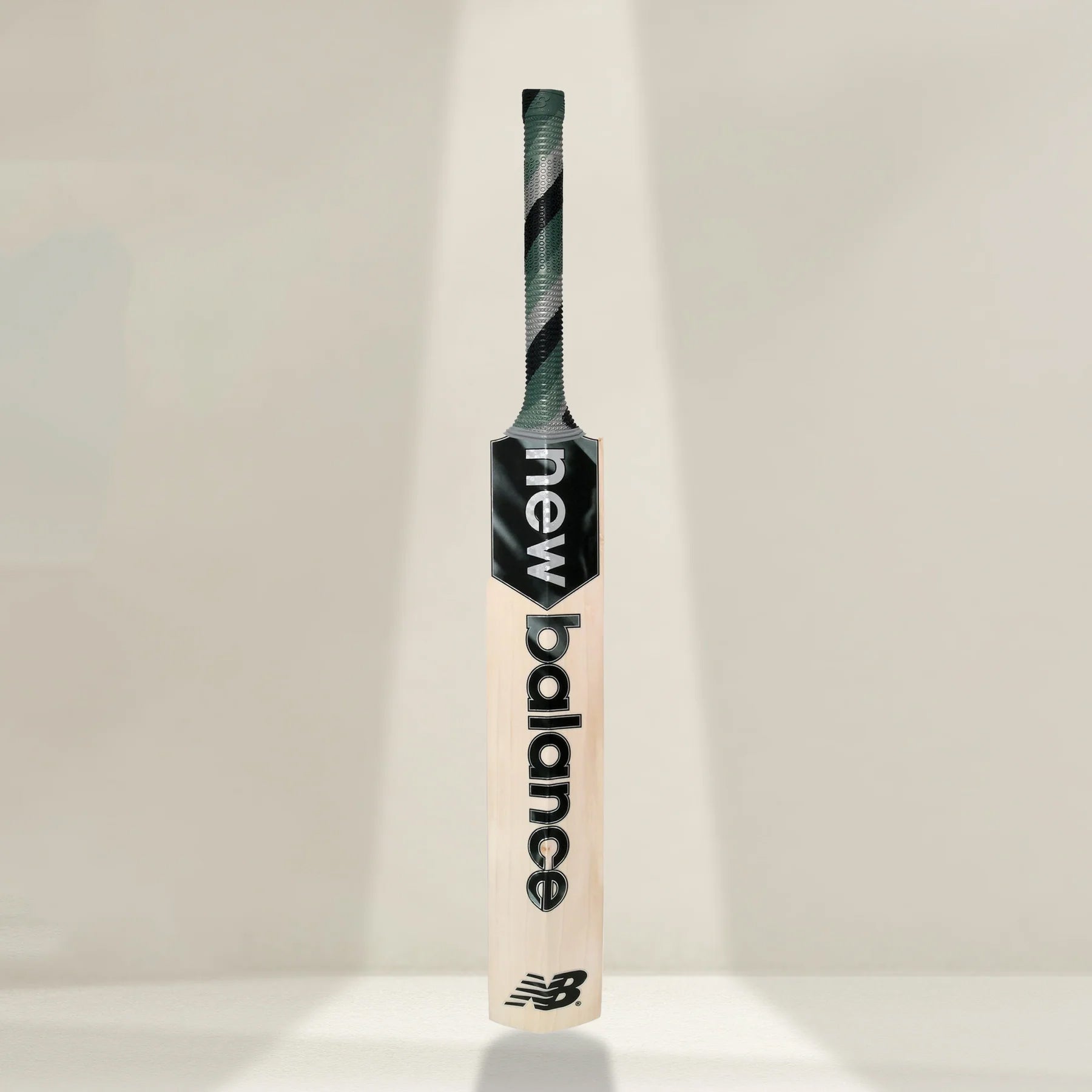 New Balance Burn 570+ English Willow Cricket Bat