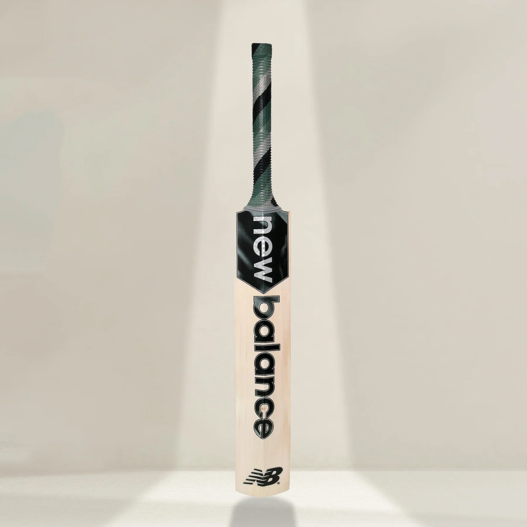 New Balance Burn 840 English Willow Cricket Bat