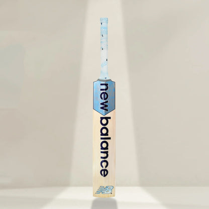 New Balance DC 590 English Willow Cricket Bat with Bat Cover