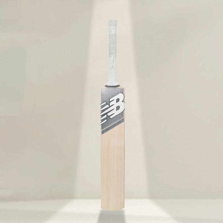 New Balance Heritage 470 Kashmir Willow Cricket Bat