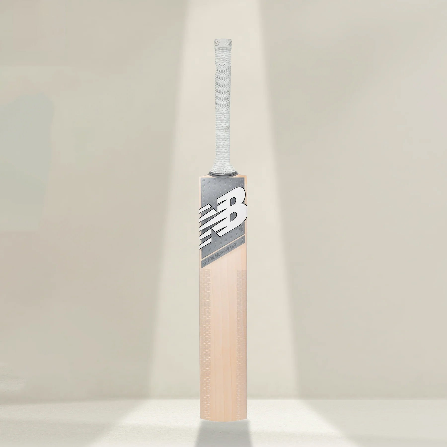 New Balance Heritage 570 English Willow Cricket Bat