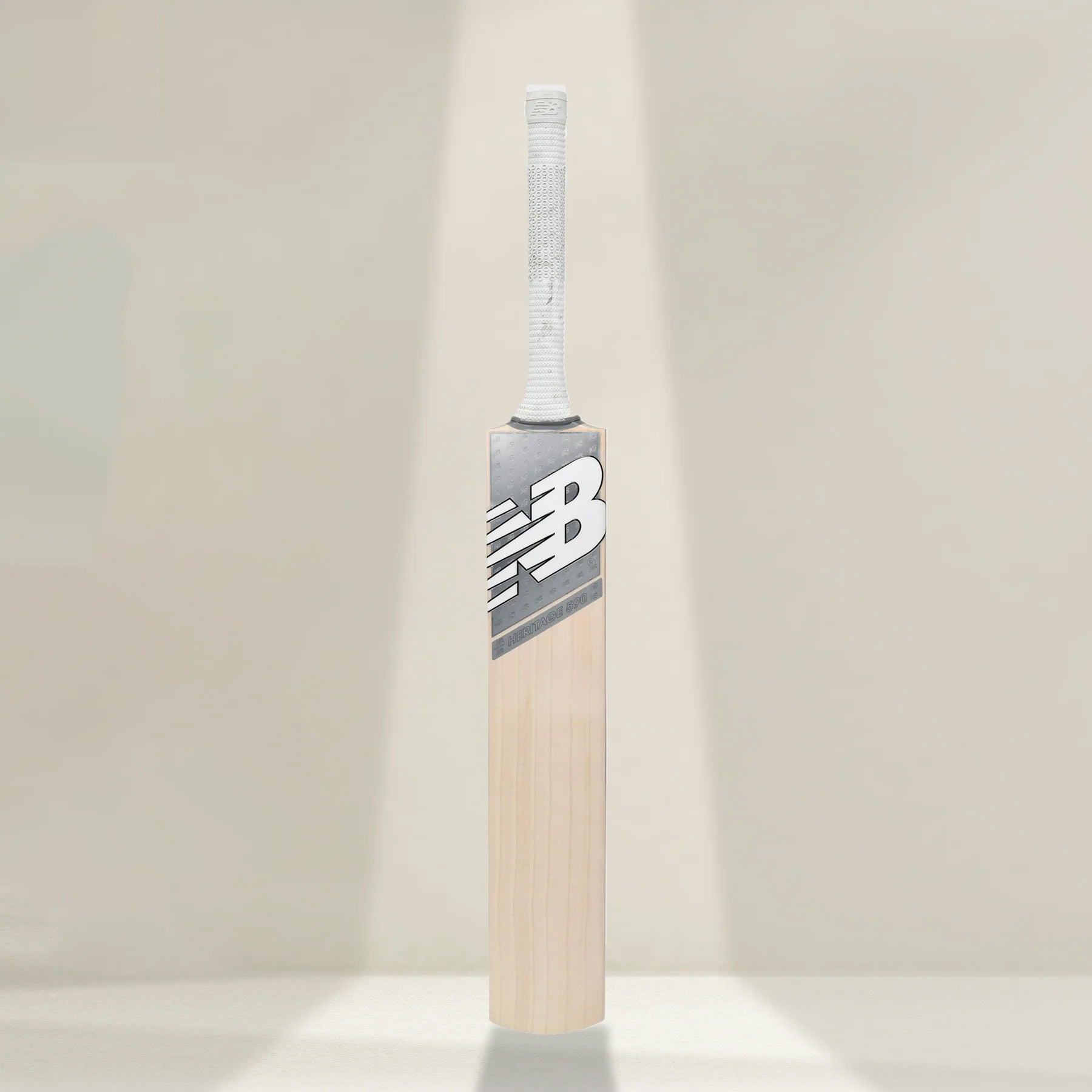 New Balance Heritage 590 English Willow Cricket Bat