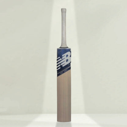NewBalance_Burn150i_KW_CricketBat_Instasport