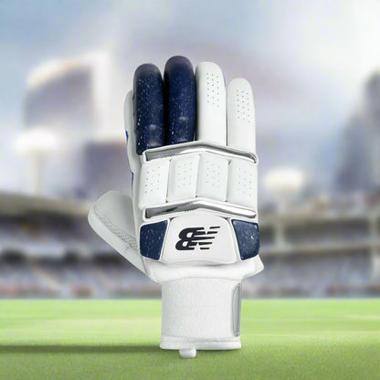 NewBalance_DC10i_Cricket_BattingGloves_Front_Instasport