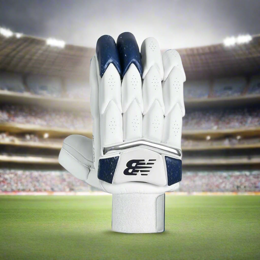 NewBalance_DC12i_Cricket_BattingGloves_Front_Instasport