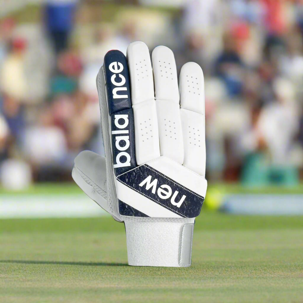 NewBalance_DC5i_Cricket_BattingGloves_Instasport