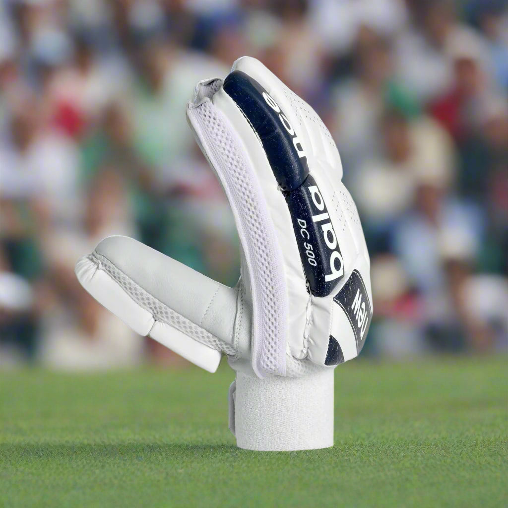 NewBalance_DC5i_Cricket_BattingGloves_Side_Instasport