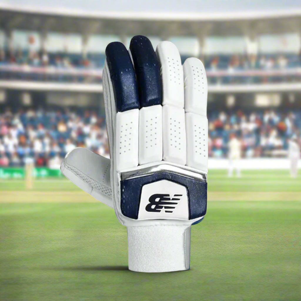 NewBalance_DC6i_Cricket_BattingGloves_Front_Instasport