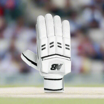 NewBalance_Heritage6i_Cricket_BattingGloves_Front_Instasport