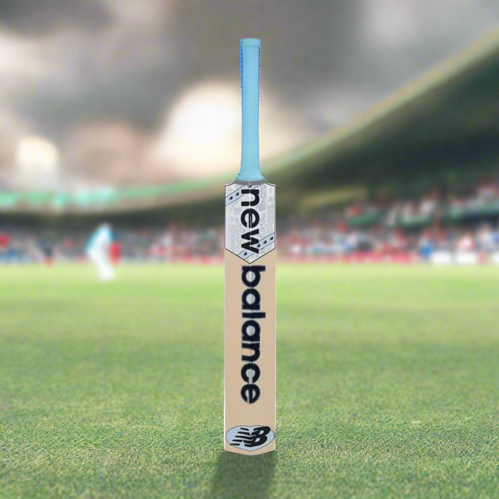 NewBalance_Heritage_100iKW_CricketBat_Front_Instasport