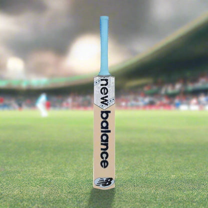 NewBalance_Heritage_100iKW_CricketBat_Front_Instasport