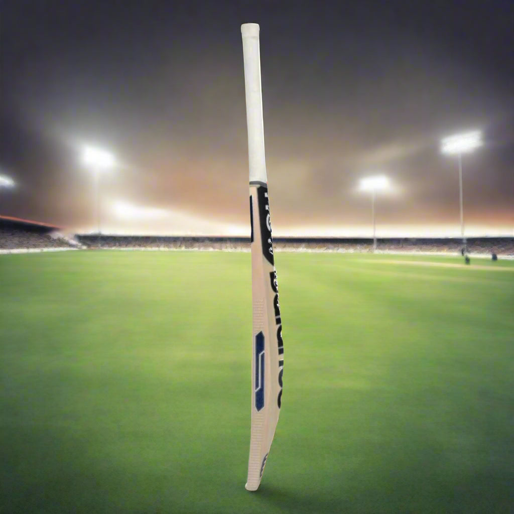 NewBalance_Heritage_150iKW_CricketBat_Side_Instasport
