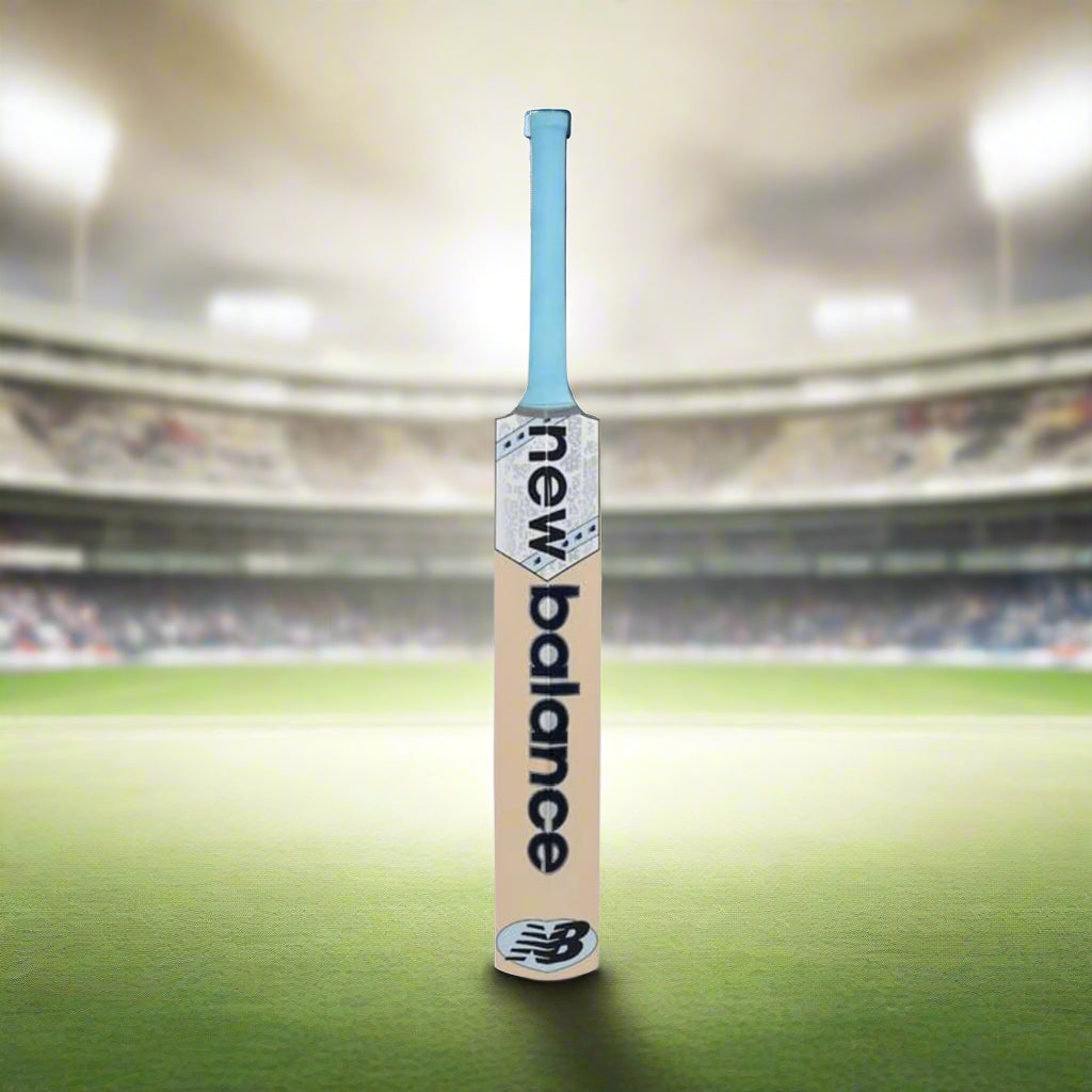NewBalance_TC100i_KW_CricketBat_Front_Instasport