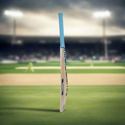 NewBalance_TC200i_KW_Grade3_CricketBat_Side_Instasport