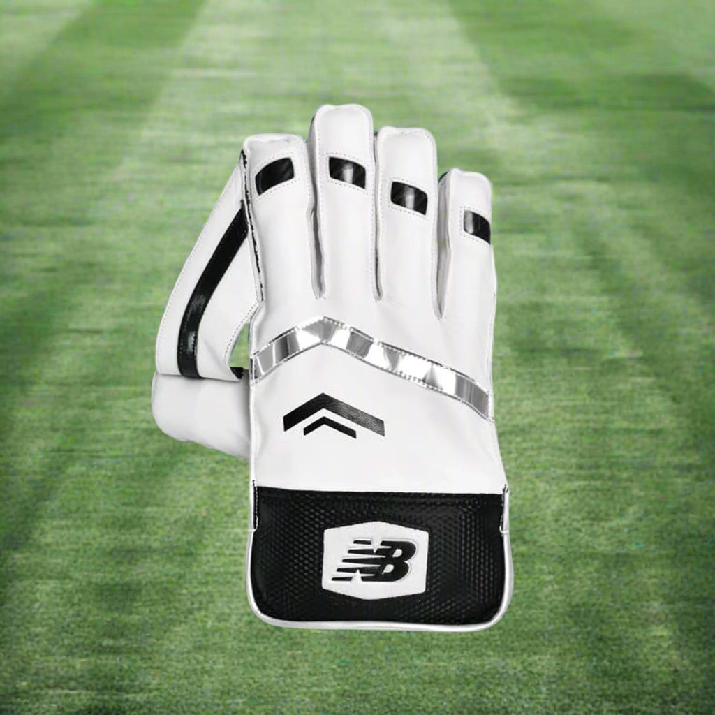 NewBalance_WK12i_Cricket_WicketKeeping_LegGuard_Front_Instasport