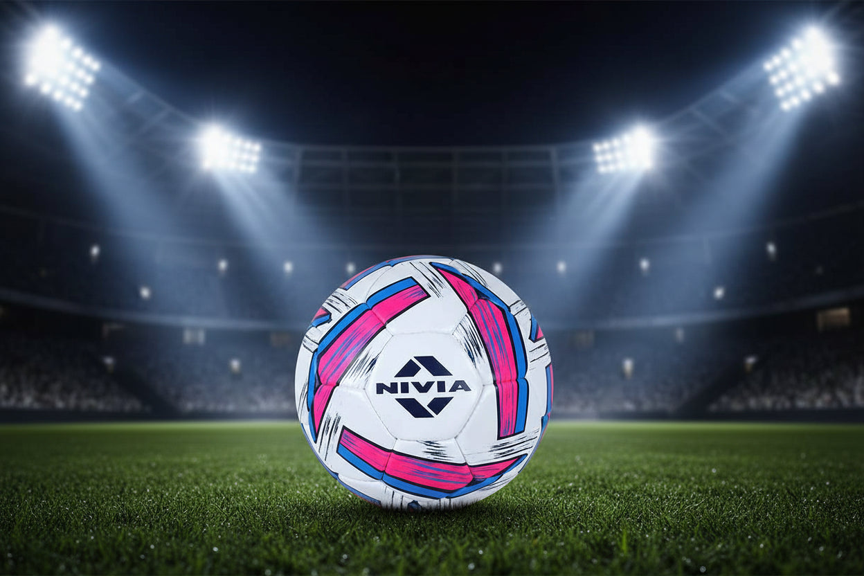 Nivia_Classic_Super_AIFF_Standard_Training_Football_Main_InstaSport
