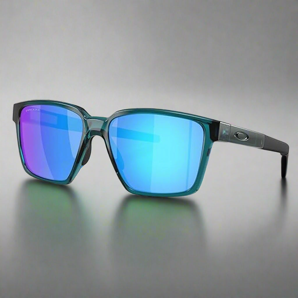 Oakley_ActuatorSQSunglass_TransparentBalsam_PrizmSapphireLens_Frontside_Instasport
