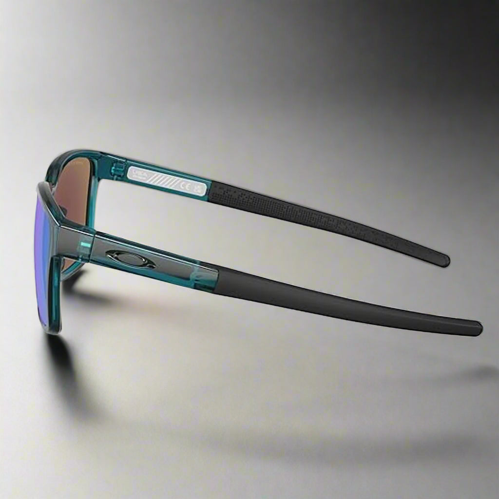 Oakley_ActuatorSQSunglass_TransparentBalsam_PrizmSapphireLens_Side_Instasport